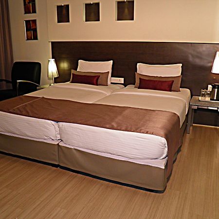 Sentosa Resorts Chinchvad Eksteriør billede
