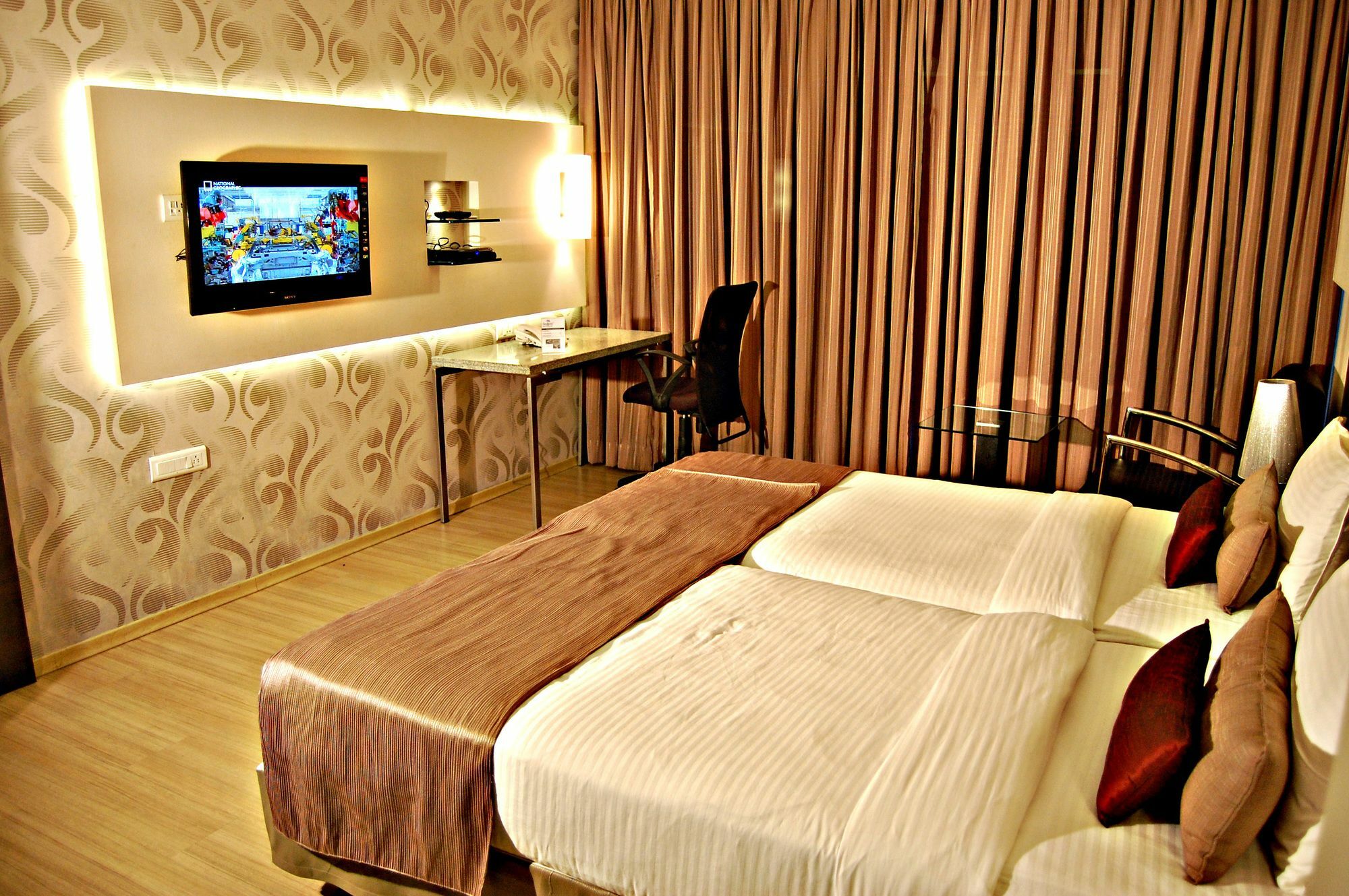 Sentosa Resorts Chinchvad Eksteriør billede